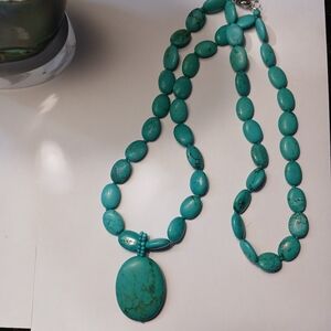 TORQUOISE NECKLACE WITH PENDANT